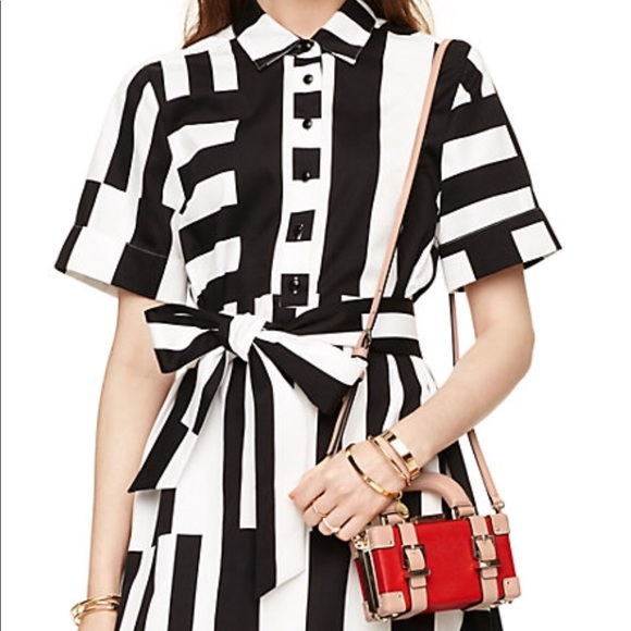 kate spade Handbags - Kate spade luggage crossbody